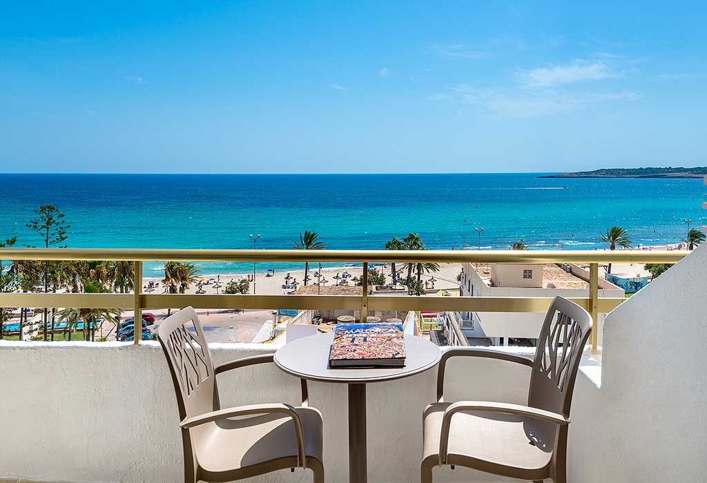 double room front sea view hotel biniamar cala millor